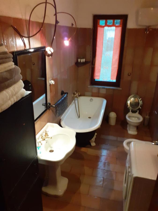 Villa Con Piscina In Umbria Foligno Eksteriør bilde