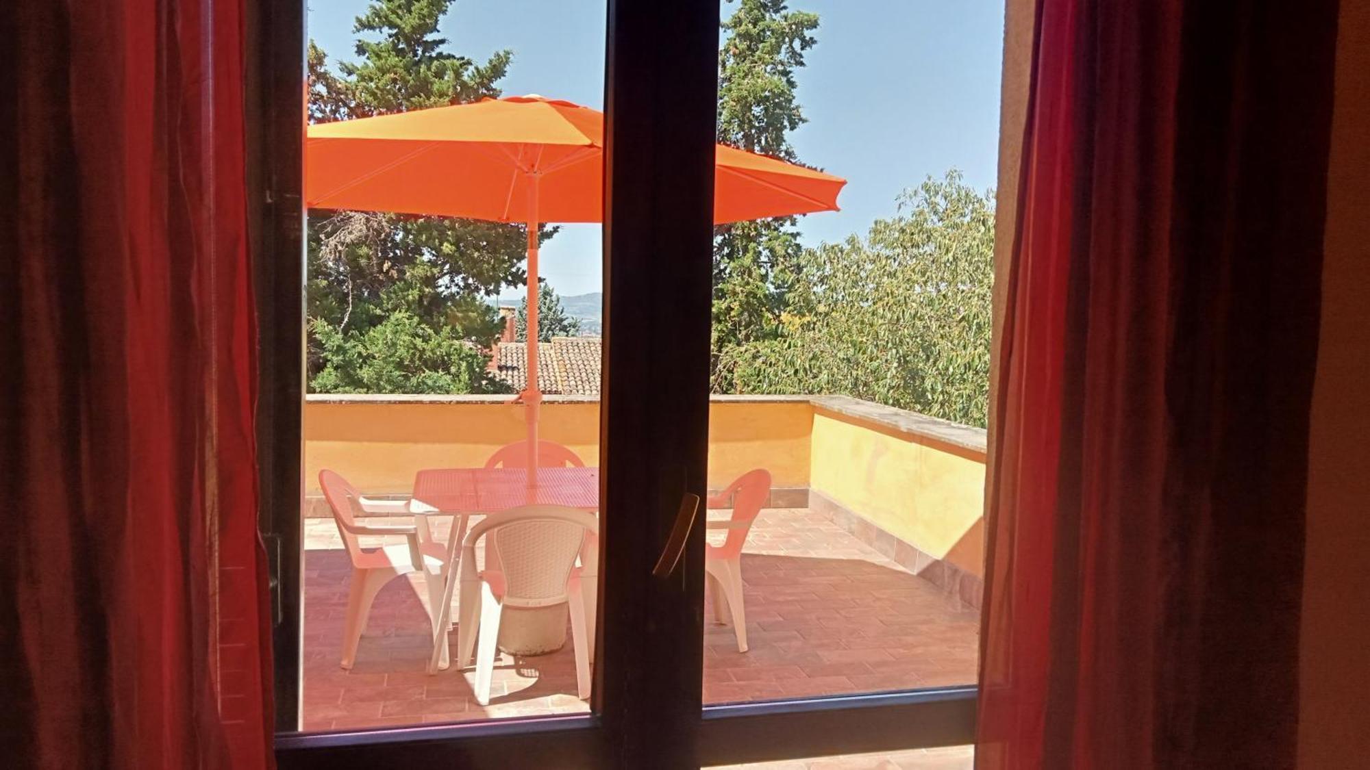 Villa Con Piscina In Umbria Foligno Rom bilde